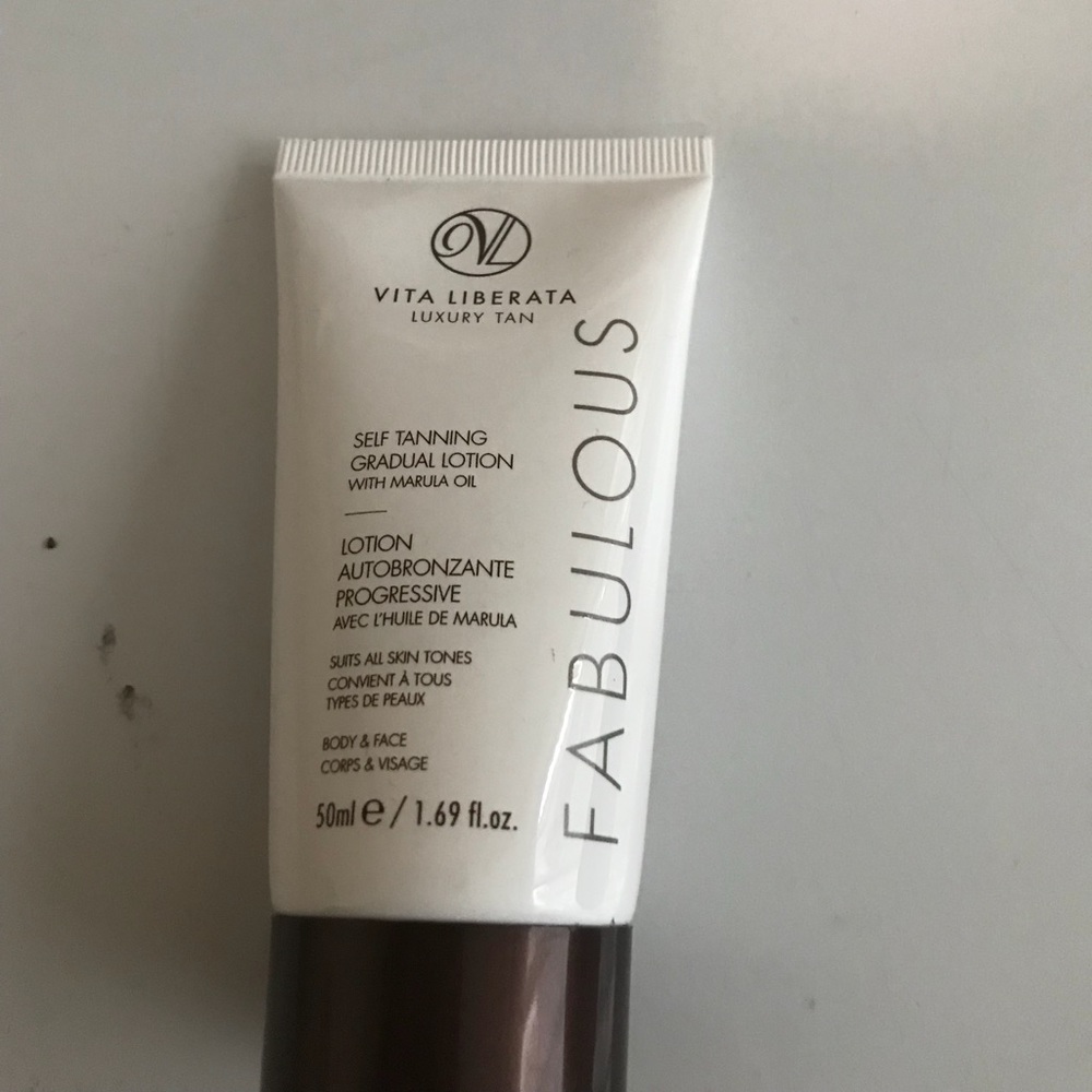 Viva Liberata self tanning lotion